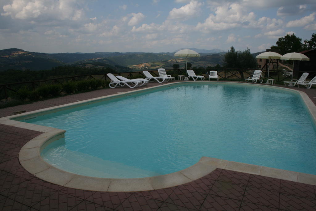 Agriturismo Colle Del Sole San Martino in Colle  Bagian luar foto